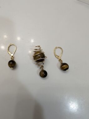 Gold-Tone Tiger Eye Bead Earrings and Pendant Set